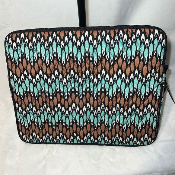 Vera Bradley Multicolor Geometric Tablet eReader Sleeve with Matching Wallet - Picture 7 of 10